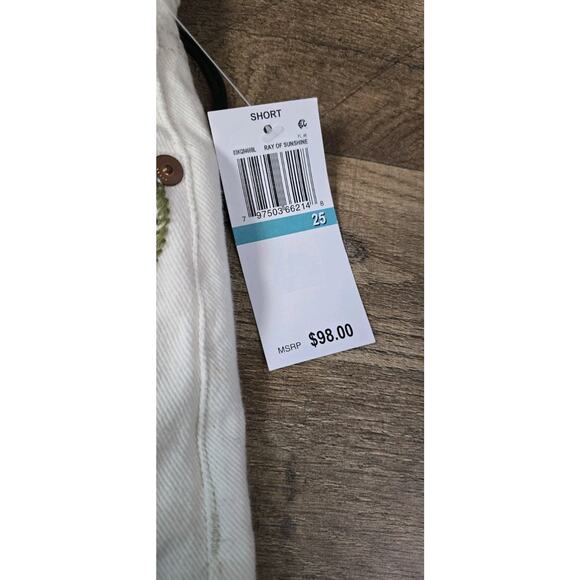 Blank NYC The Reeve Sunflower Floral Embroidered White Denim Shorts 27 New w Tag - Picture 2 of 14